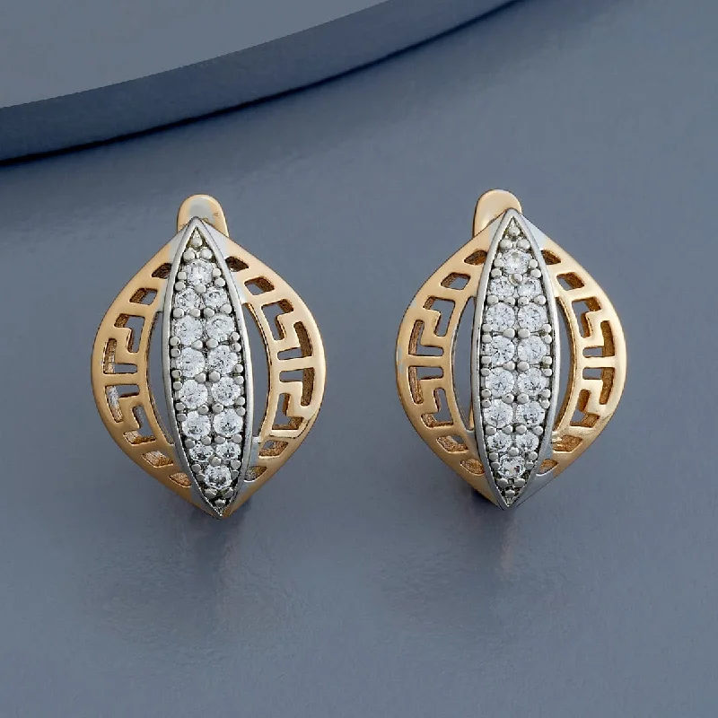 women gold earrings -Trendy Earring 179299