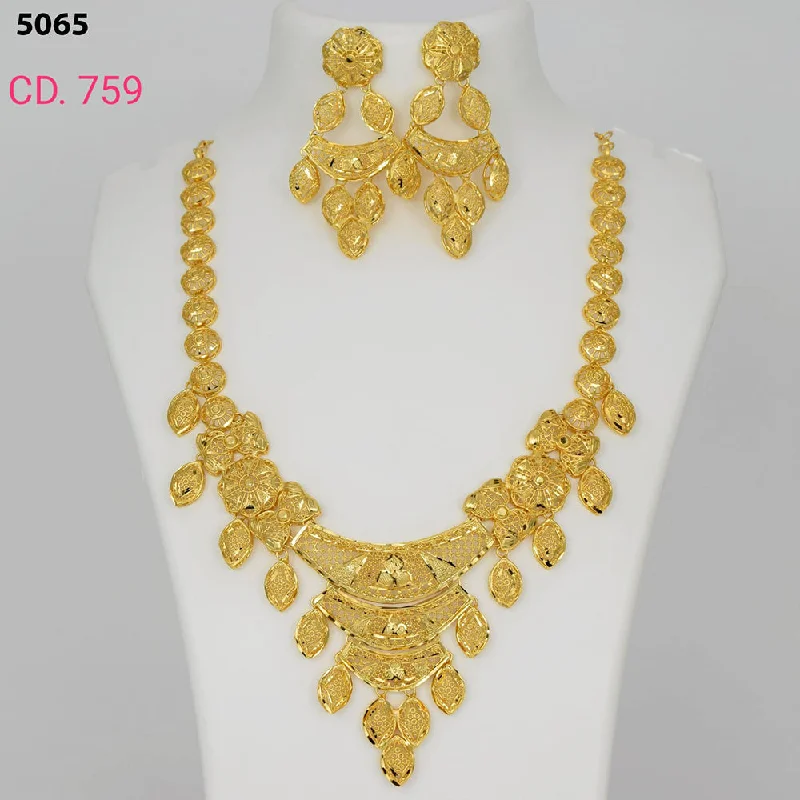 women wedding necklaces -MR Jewellery Forming Gold Plated Necklace Set