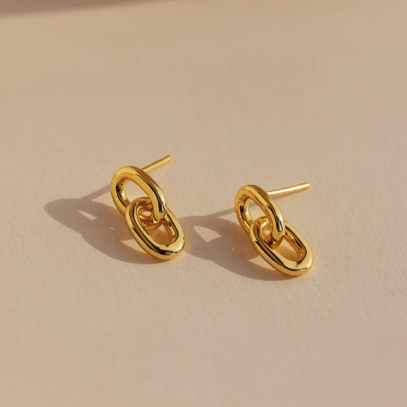 women heart-shaped earrings -Link Drop Studs