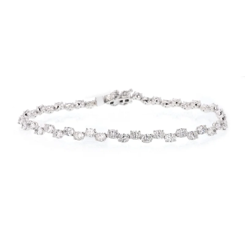 6.60 ctw Diamond Bracelet