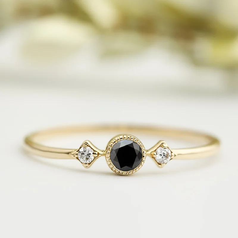 women vintage bangles -Moon & Star Ring - Black Diamond