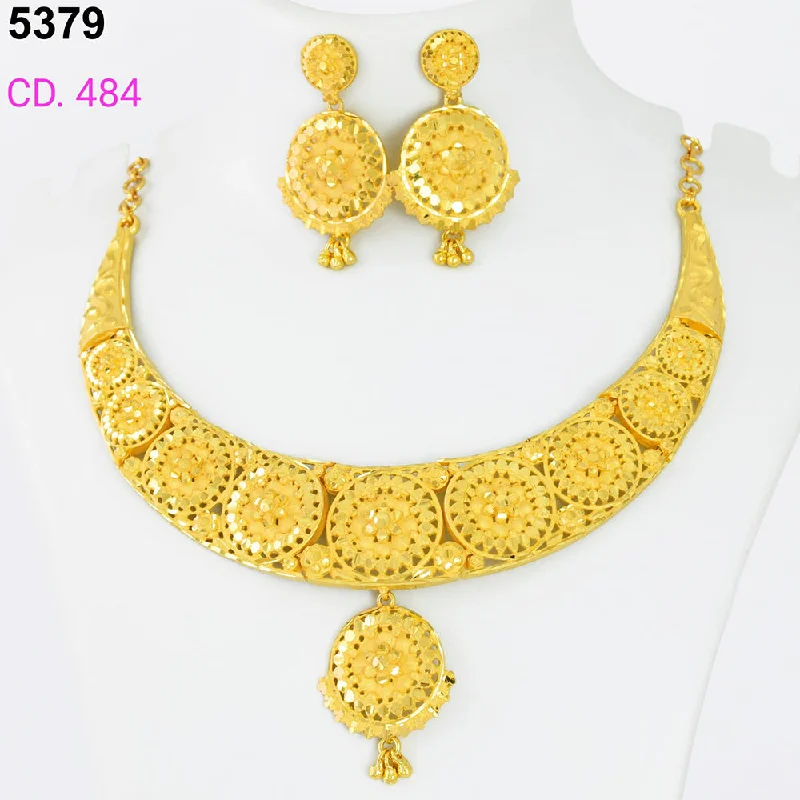 women bridal jewelry necklaces -MR Jewellery Forming Gold Plated Necklace Set